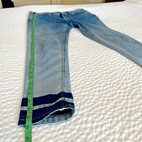 Bundle It! Cherokee Women's Mid Waist Ankle Blue Denim 5 Pocket Jeans Size 30 - Picture 9 of 12